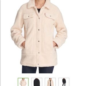 Women's Levi's Oversized Sherpa Trucker Jacket